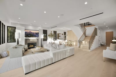 Luxury Villa Photo #13