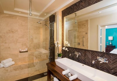 Luxury Villa Photo #38