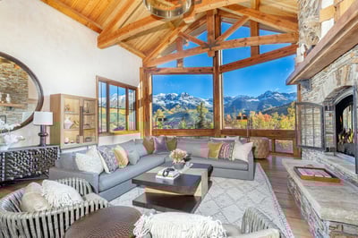 Luxury Villa Photo #2