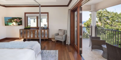Luxury Villa Photo #15