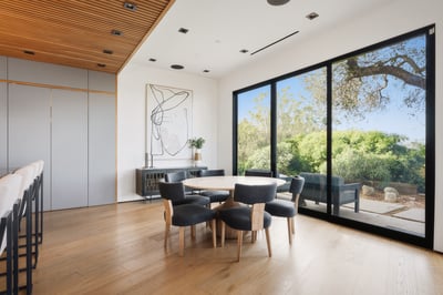 Luxury Villa Photo #34