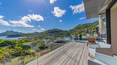 Luxury Villa Photo #14