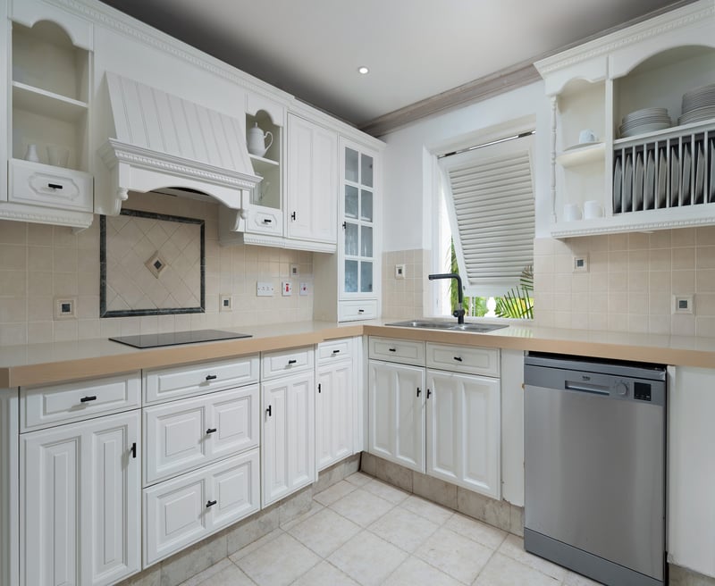 No Worries | 9 Coconut Grove