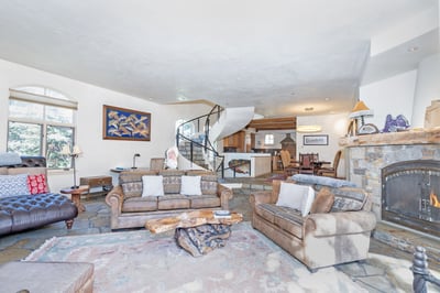 Luxury Villa Photo #7