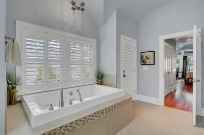 Luxury Villa Photo #29