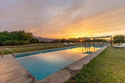 Luxury Villa Photo #4