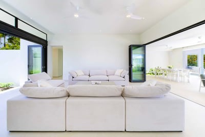 Luxury Villa Photo #12
