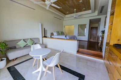 Luxury Villa Photo #17