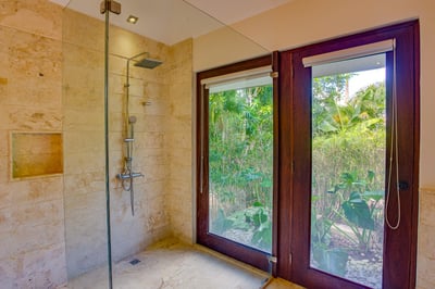 Luxury Villa Photo #54