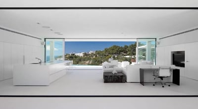Luxury Villa Photo #11