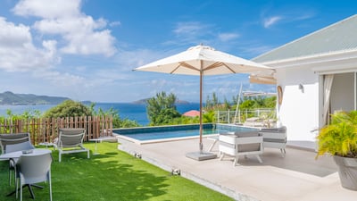 Luxury Villa Photo #6