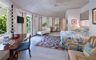 Luxury Villa Photo #17