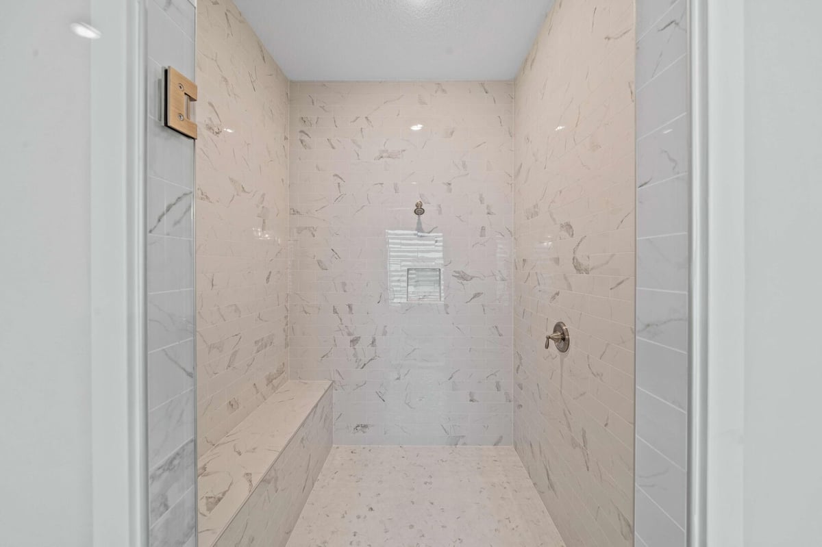 Adventure Galaxy Lodge