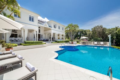 Luxury Villa Photo #2