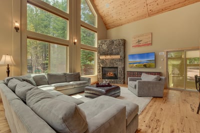 Luxury Villa Photo #3