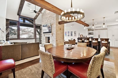 Luxury Villa Photo #11