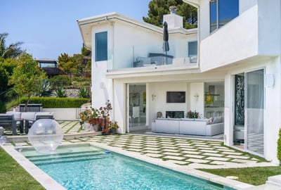 Luxury Villa Photo #5