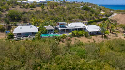 Luxury Villa Photo #2