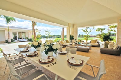 Luxury Villa Photo #6