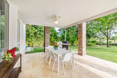 Luxury Villa Photo #11