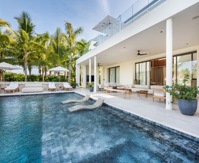 Luxury Villa Photo #15