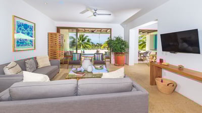 Luxury Villa Photo #8