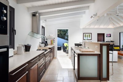 Luxury Villa Photo #43
