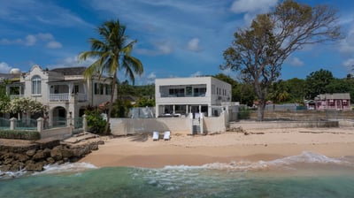 Luxury Villa Photo #6
