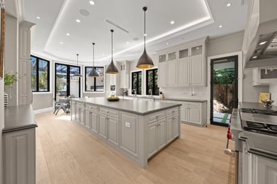 Luxury Villa Photo #14