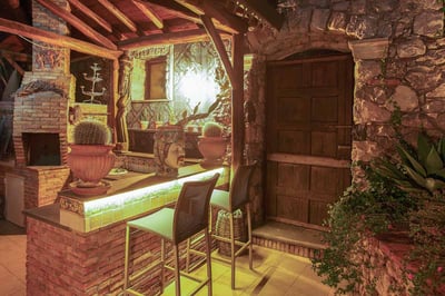 Luxury Villa Photo #23
