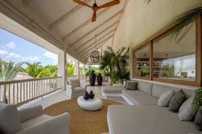 Luxury Villa Photo #29