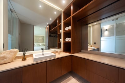 Luxury Villa Photo #23