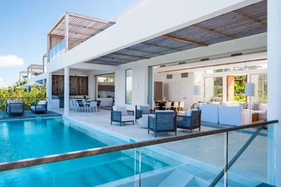 Luxury Villa Photo #3