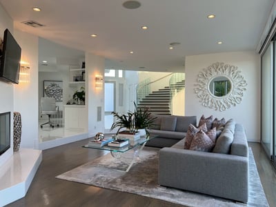 Luxury Villa Photo #11