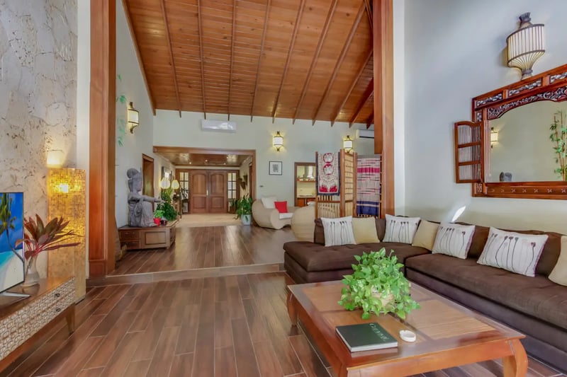 Tropical Oasis Villa