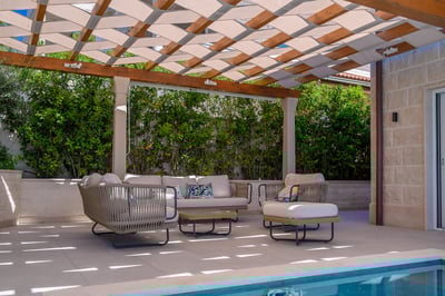 Luxury Villa Photo #25