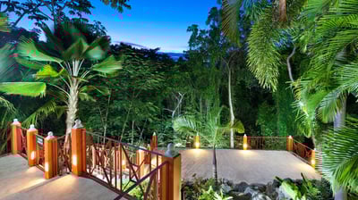 Luxury Villa Photo #6