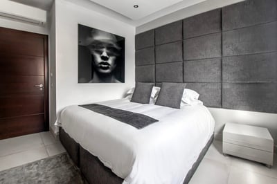 Luxury Villa Photo #40