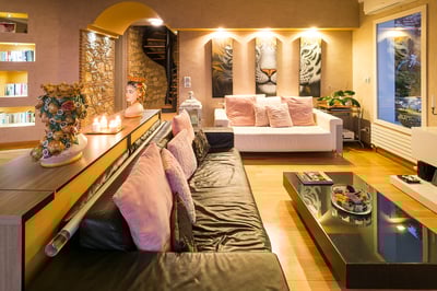 Luxury Villa Photo #28