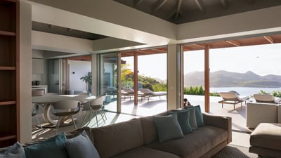 Luxury Villa Photo #16