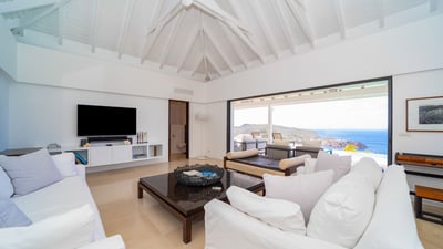 Luxury Villa Photo #38