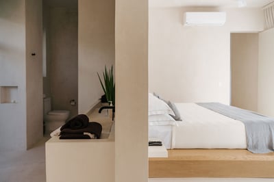Luxury Villa Photo #75