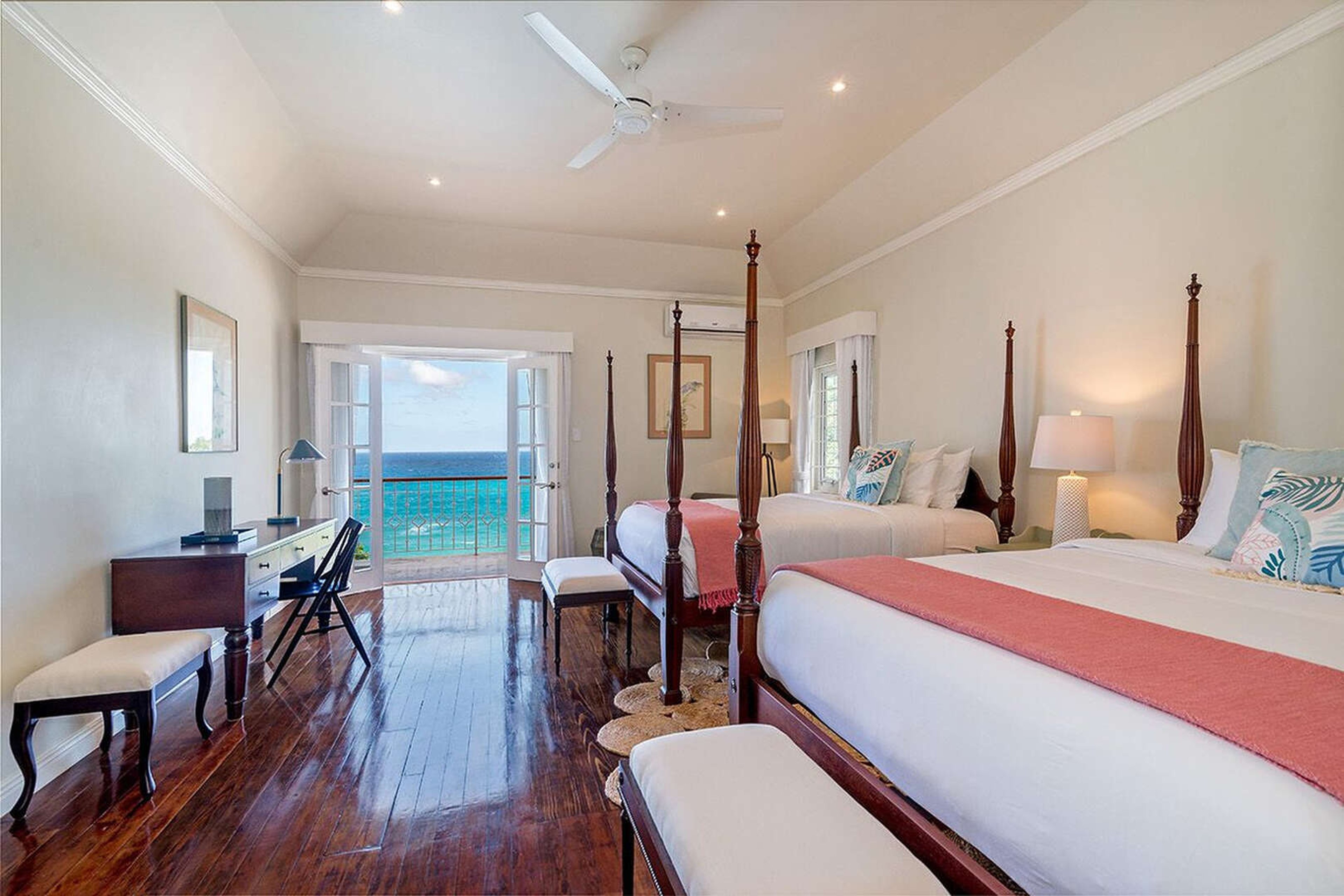 Picture of Beachfront Villas Collection | Rental Escapes
