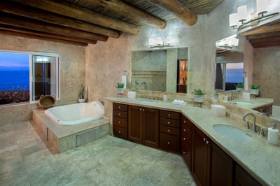 Luxury Villa Photo #33