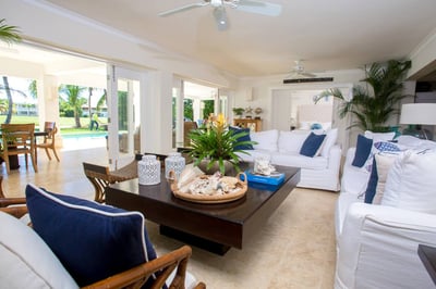 Luxury Villa Photo #5