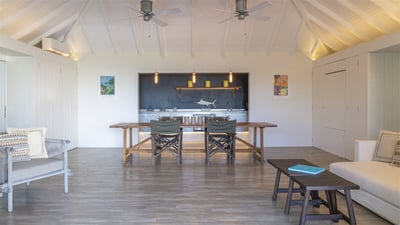 Luxury Villa Photo #29