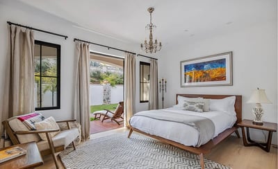 Luxury Villa Photo #28