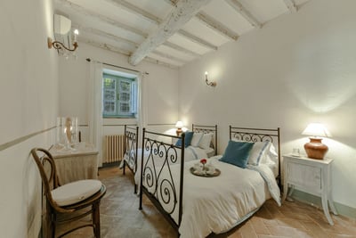 Luxury Villa Photo #19