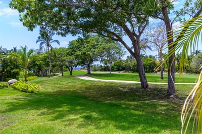 Luxury Villa Photo #11