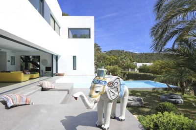 Luxury Villa Photo #10